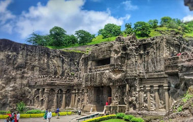 Mumbai with Aurangabad Caves